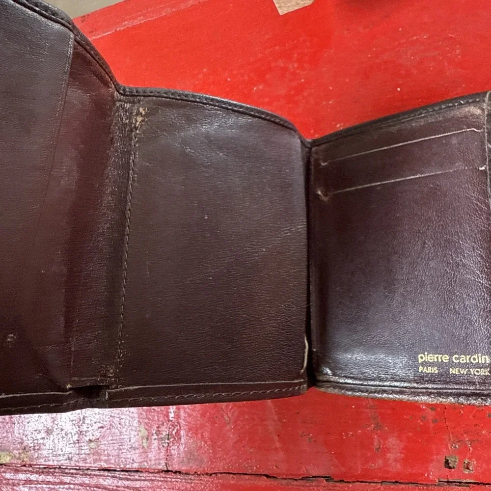 VTG Pierre Cardin DARK BROWN GENUINE LEATHER ID CARD BILL HOLDER BIFOLD WALLET‎